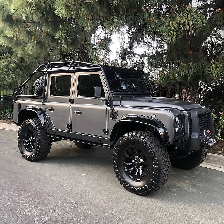 DEFENDERWORLD on Instagram: “ knows how to do it!” in 2020. Land rover defender, Land rover defender pickup, Land rover, Jeepeta HD phone wallpaper