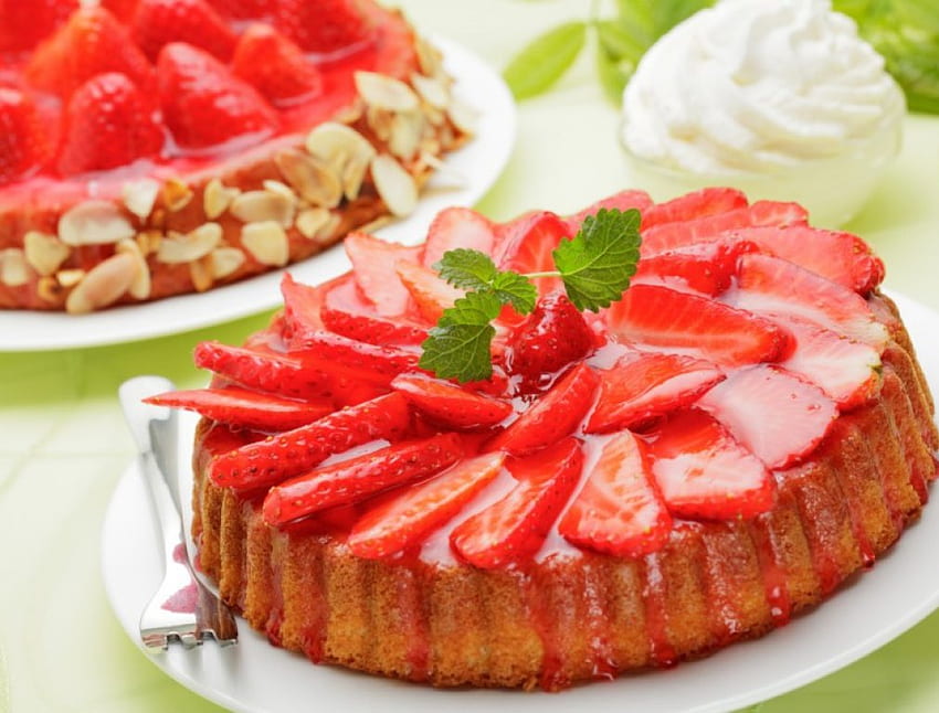 Strawberry Cake, sweet, strawberry, delicious, , food, cake HD wallpaper
