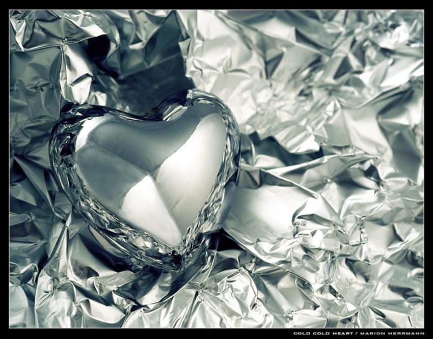 cold metal heart!, white, stainless, cute, shiny, beauty, 3d, pretty, love, metal, care, heart, lovely, harmony HD wallpaper