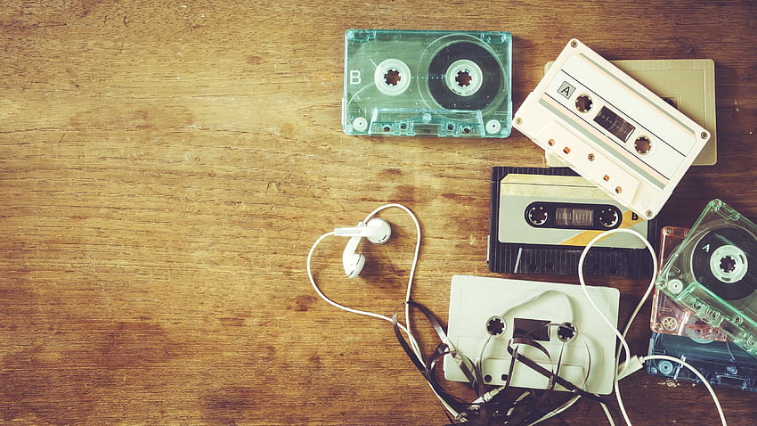 音楽のテーマ、ヘッドフォン、カセット、レトロな iPhone 11 Pro、レトロなカセット テープ 高画質の壁紙