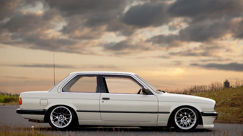 Bmw E30 Full Background (met afbeeldingen). Oldtimers, Motor, Auto's, BMW 325I HD wallpaper