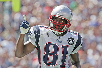 Oct 2, 2011; Oakland, CA, USA; New England Patriots wide receiver Deion  Branch (84) warms up before the game against the Oakland Raiders at O.co  Coliseum. New England defeated Oakland 31-19 Stock Photo - Alamy