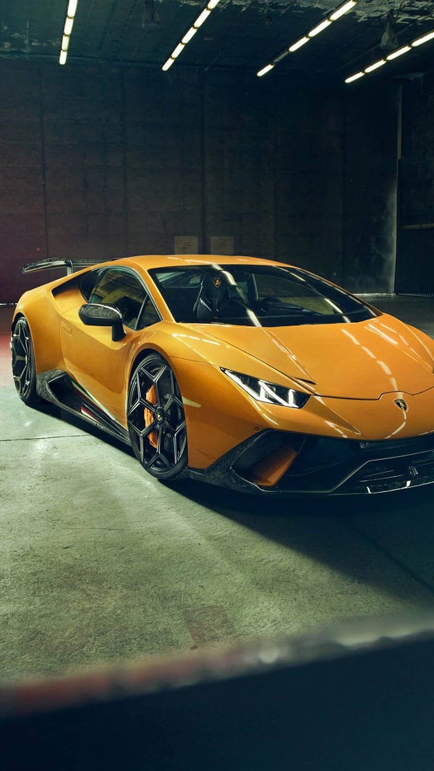 Жълто Lamborghini Huracan Performante Ultra Mobile HD тапет за телефон