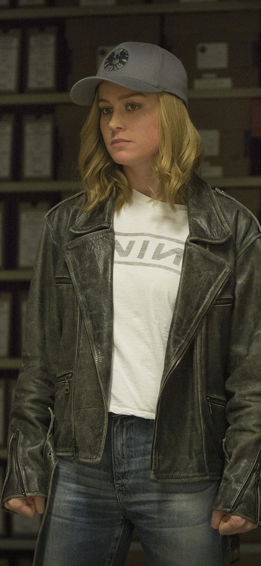 Brie Larson as Carol Danvers in Captain Marvel iPhone XS MAX , Movies , , and Background HD phone wallpaper