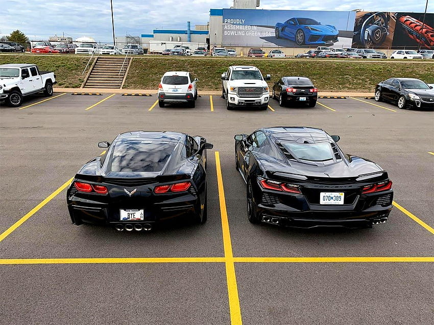 GALLERY Black C7 and C8 Corvettes Together at the Corvette Assembly Plant - Corvette: Sales, News & Lifestyle, Black C5 Corvette HD wallpaper