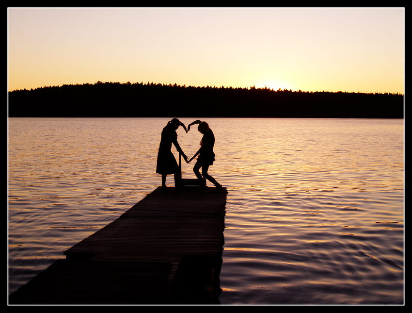 We-live-only-for-this-moment, valentine, love, couple, nature, heart, beach HD wallpaper