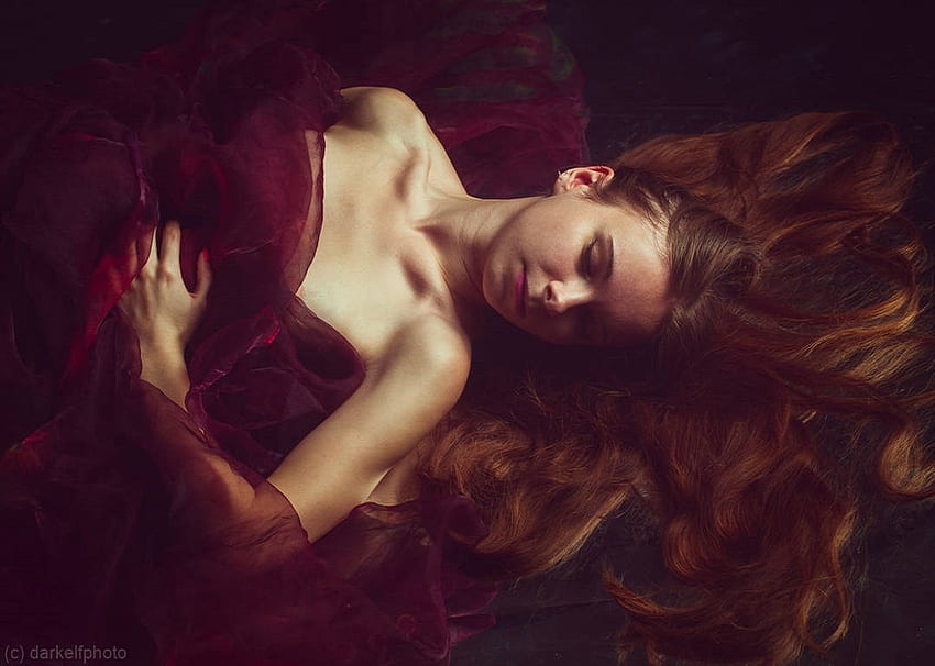 Sleeping Beauty, red silk, girl, peaceful, lovely, beauty HD wallpaper