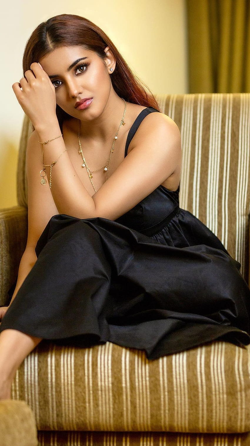 Malavika sharma, aktris telugu, model, dec i wallpaper ponsel HD