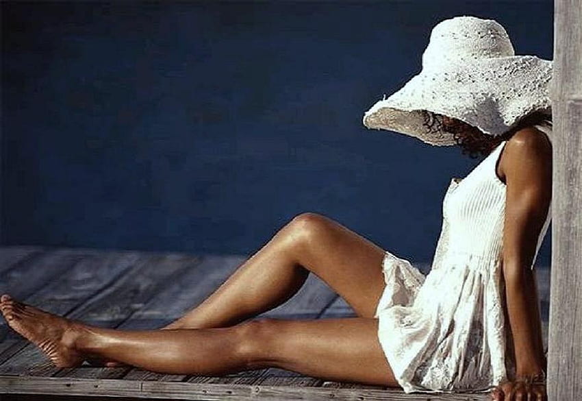 Готови за лятото, релаксиращо, лято, слънчева рокля, бяла шапка, док, вода, жена HD тапет