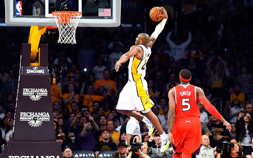 WATCH: Is This the Most Lethal Poster Dunk by Kobe Bryant Ever? - EssentiallySports, Dwyane Wade Dunk HD wallpaper