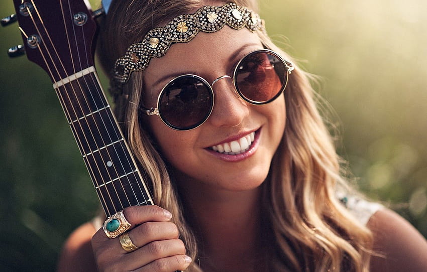 girl, decoration, smile, guitar, ring, hippie HD wallpaper