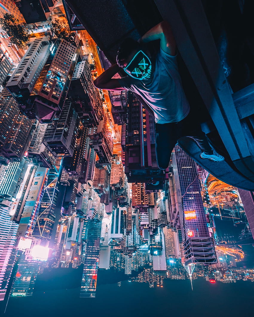 Simon Zhu Hong Kong Mask Neon Rooftops Skyscraper Urban Architecture Cityscape Night Nightscape City - 解像度: HD電話の壁紙