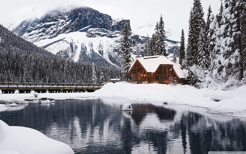 Rustic Cottage, Lake, Mountain, Winter, Snow Ultra Background for U TV : & UltraWide & Laptop : Tablet : Smartphone, Rustic Scenery HD wallpaper