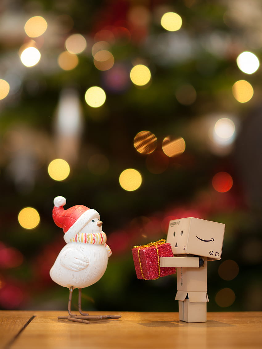 Christmas, Present, Gift, Danbo, Cardboard Robot, Chick, Chicken HD phone wallpaper