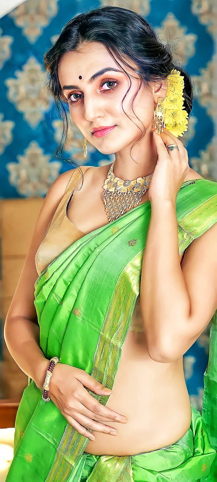 Piękna dziewczyna, Sari, Hinduska Tapeta na telefon HD