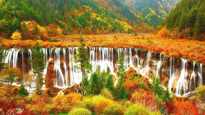 Есенна гледка към водопад, река, листа, есен, пейзаж, каскади, дървета, цветове, планини HD тапет