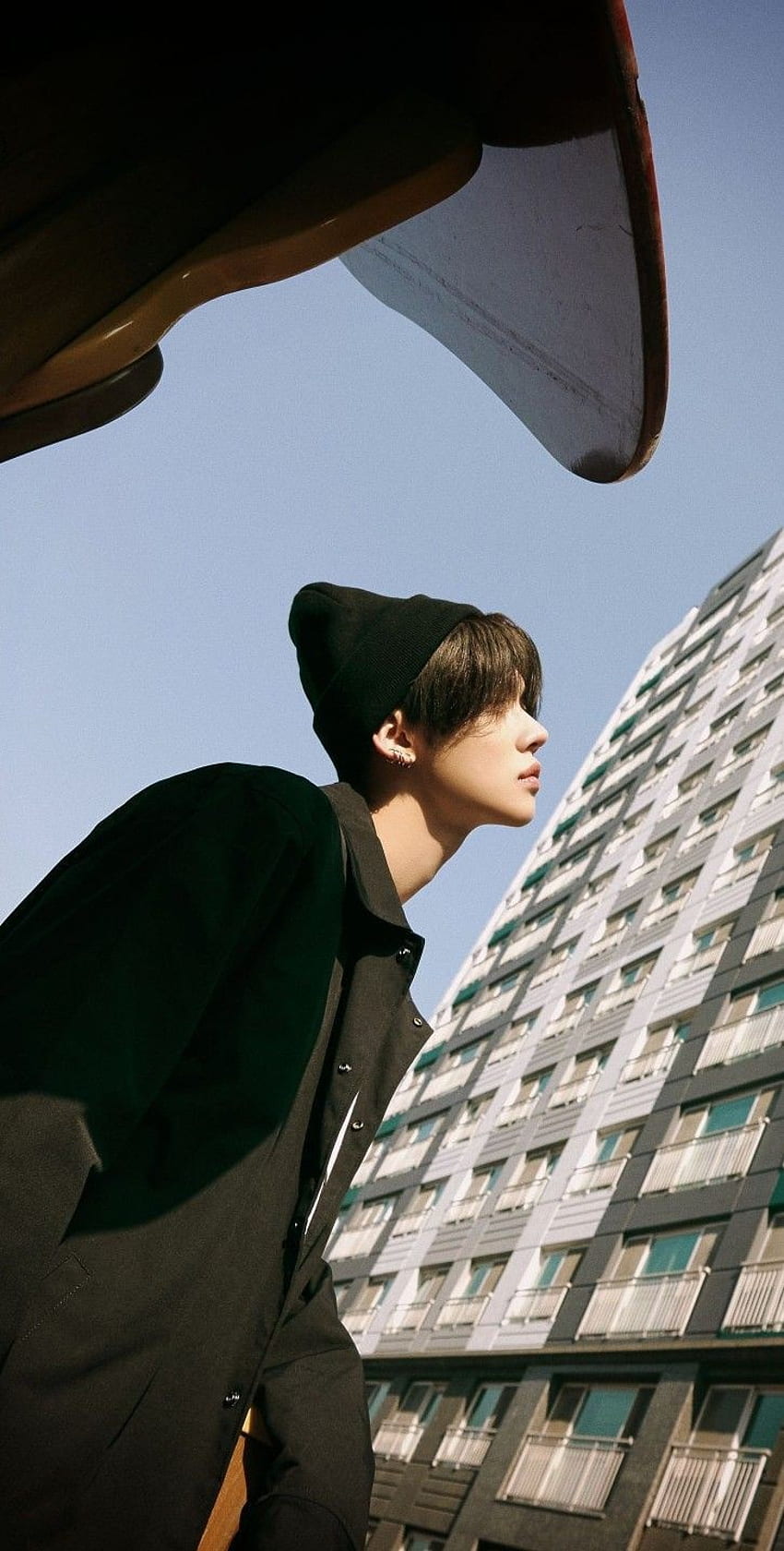 Yeonjun, hoodie, sky, txt HD phone wallpaper