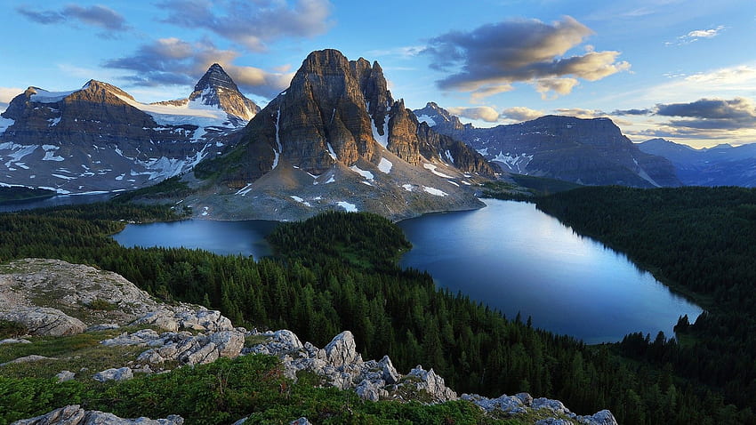 Góra Mount Assiniboine, แคนาดา - Tapeta Na Tapetyczne.Pl. แคนาดา 16K Ultra Landscape วอลล์เปเปอร์ HD