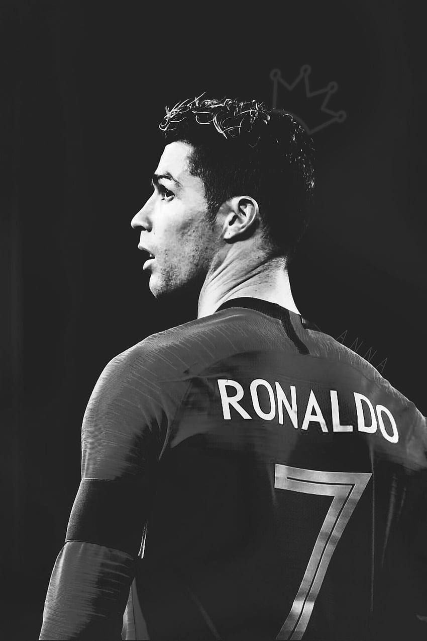 CRISTIANO RONALDO. Portuguese captain Cristiano Ronaldo dos santos iPad , CR7 Black and White HD phone wallpaper