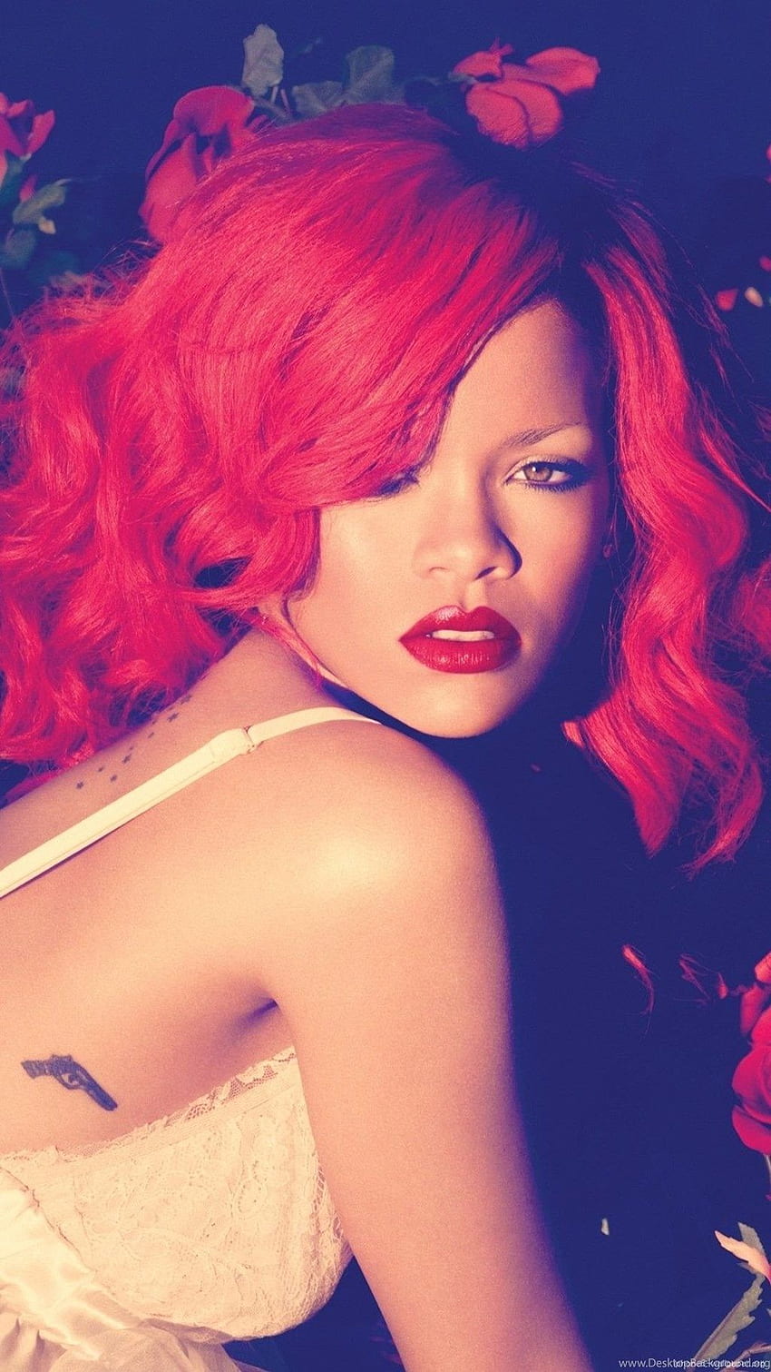 Rihanna iPhone 6 Plus ARKA PLAN HD telefon duvar kağıdı