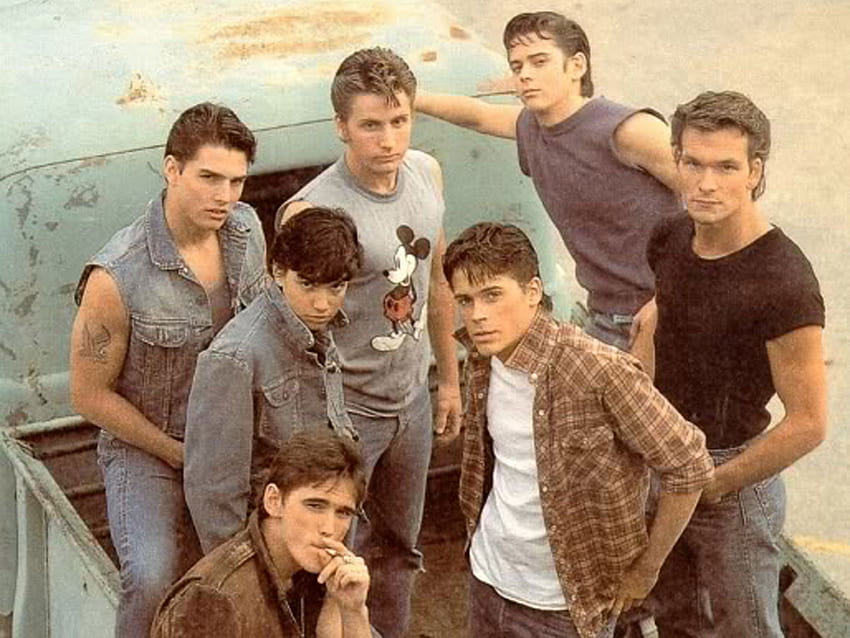 Outsiders . Outsiders , The Outsiders and Greasers Outsiders, Ponyboy