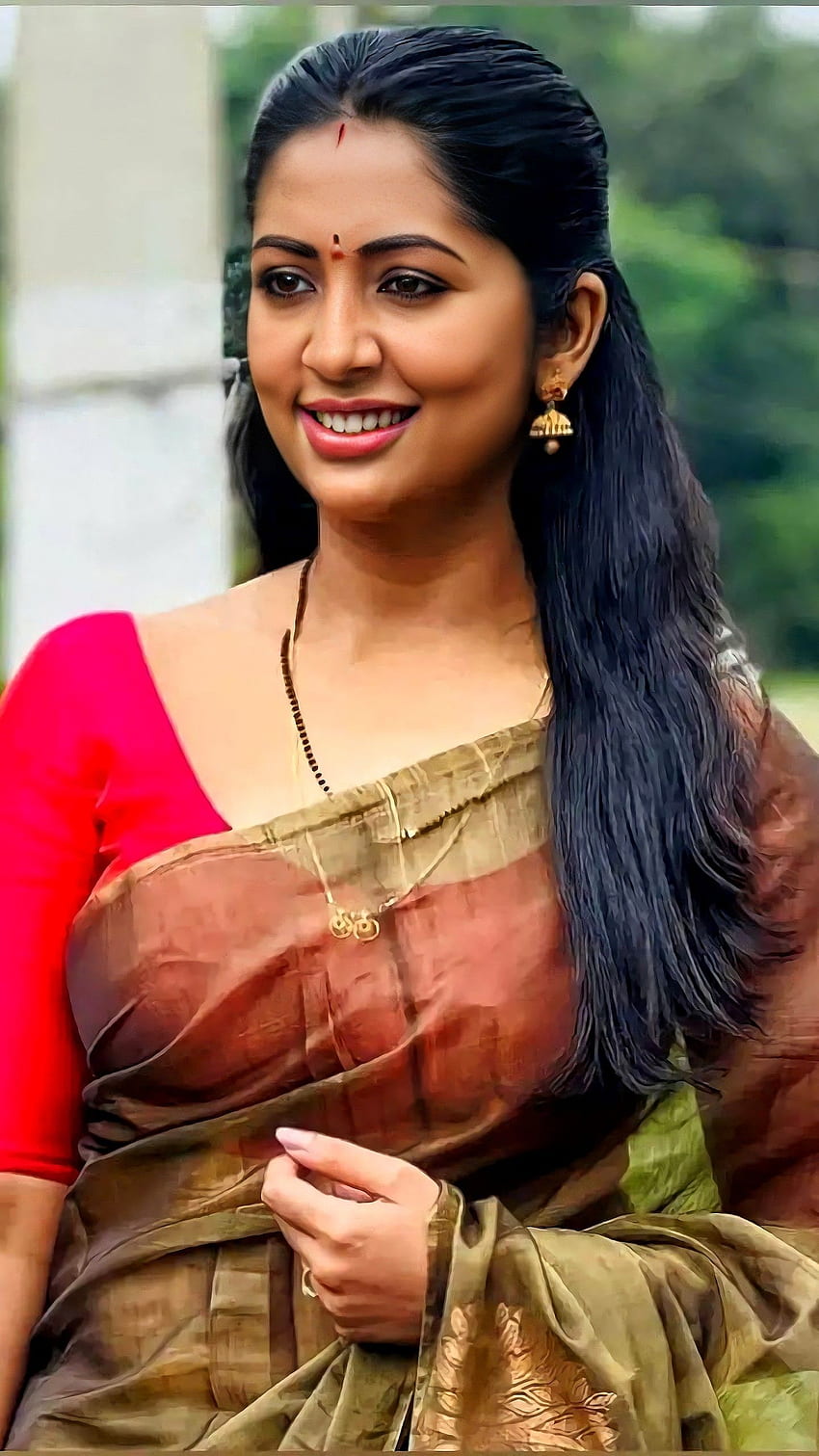 Navya Nair, malayalam actressare, saree beauty HD phone wallpaper