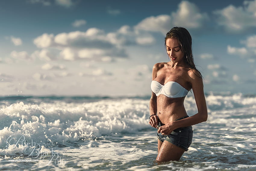 Unbekanntes Modell, Baby, Dame, Modell, Sand, Wasser, Frau, Meer, Strand HD-Hintergrundbild