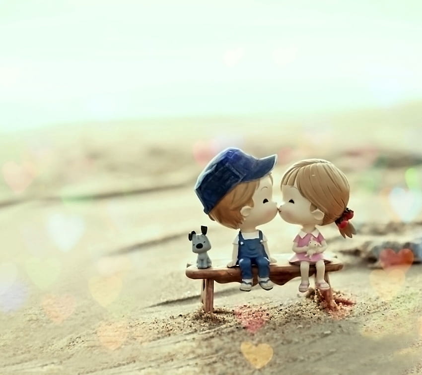 Küssendes Puppenpaar - Tippe, um zu sehen, dass mehr Liebe in der Luft liegt! - Süße Liebe, süßes Paar, süße Liebe HD-Hintergrundbild