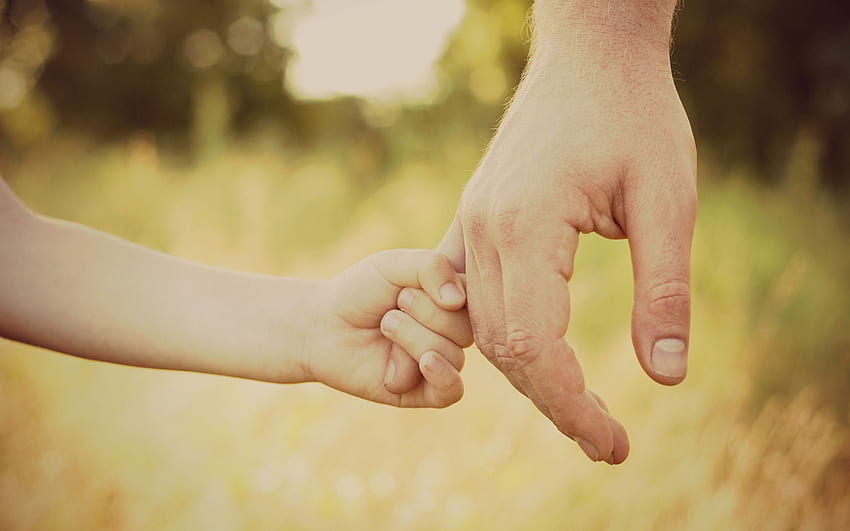 Protezione della mano del bambino del padre - fondo Padre e figlia Sfondo HD