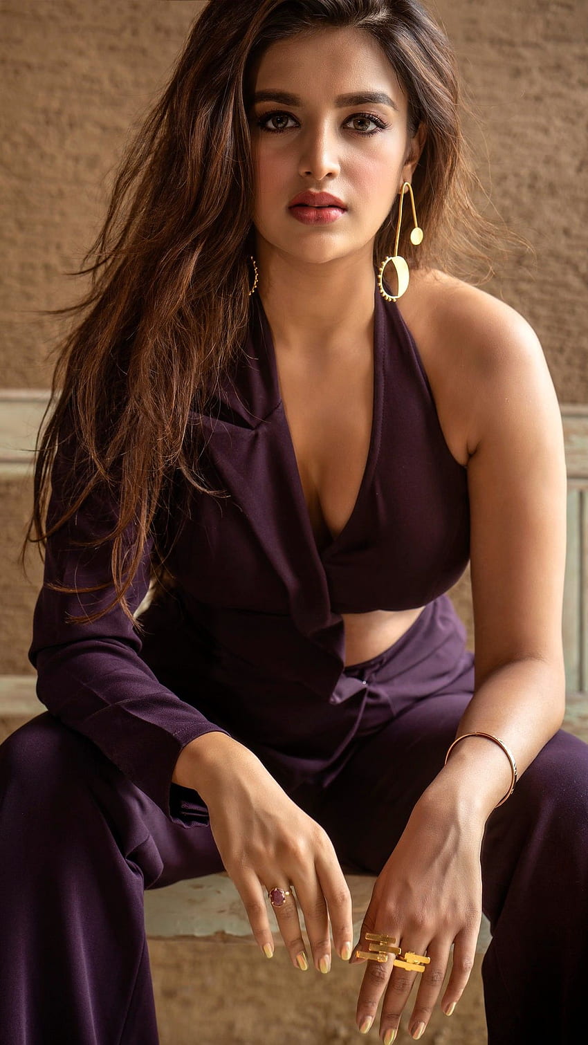 Niddhi Agarwal, atriz de Bollywood Papel de parede de celular HD