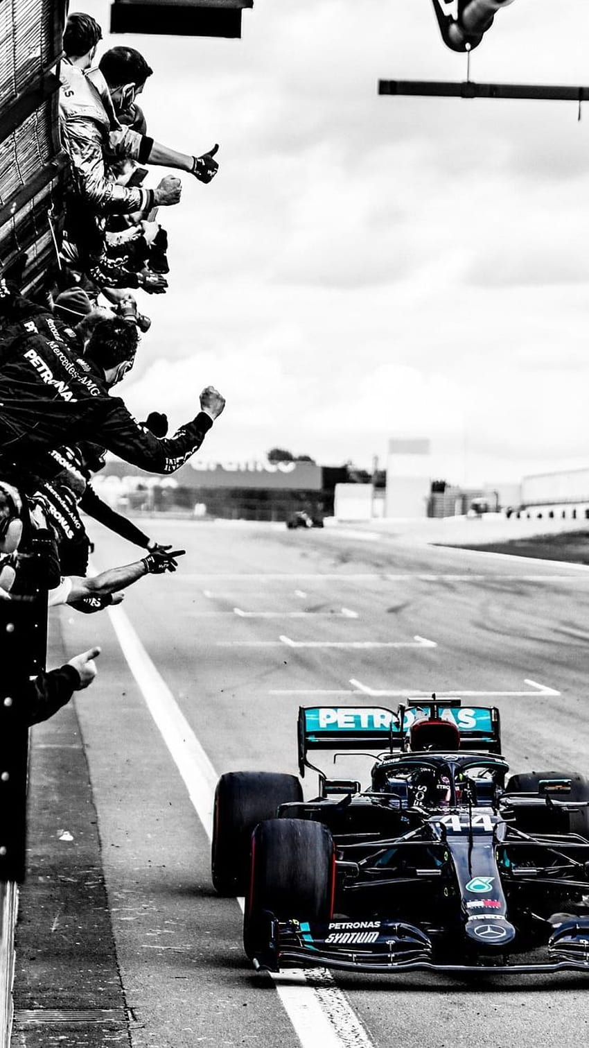 Pin em LH. Mobil Formula 1, Formula 1 Lewis hamilton, balap mobil Formula 1, Lewis Hamilton F1 wallpaper ponsel HD