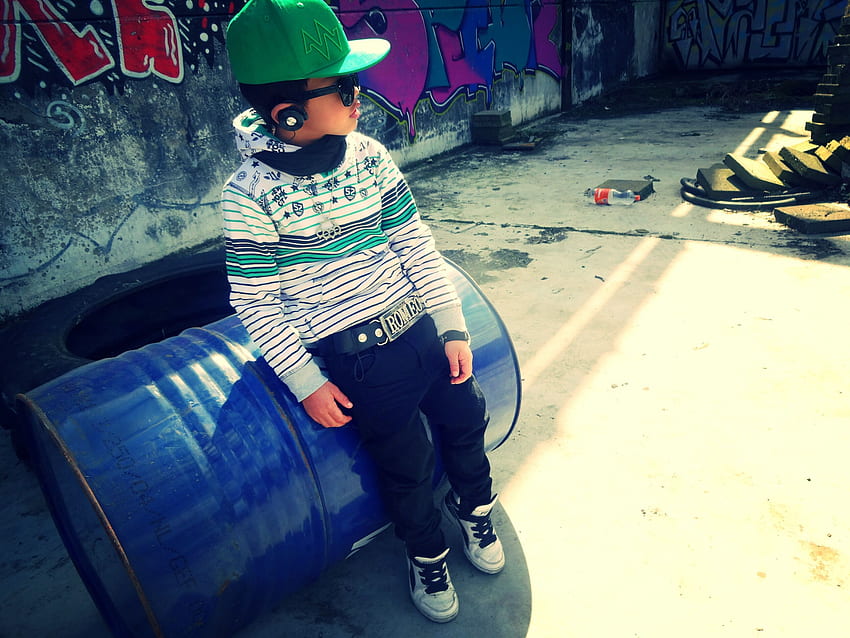 A boy in a green cap and barrel, swag and - , , , Seag Boys HD wallpaper