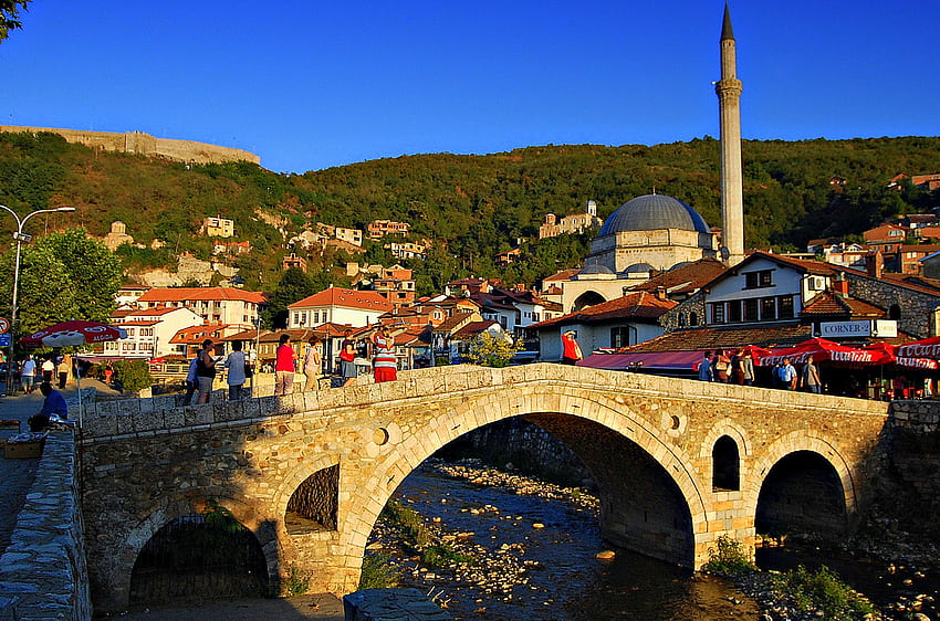 Prizren, Taş Köprü, Sinan Paşa Camii ve Şehri - Wikimedia Commons HD duvar kağıdı