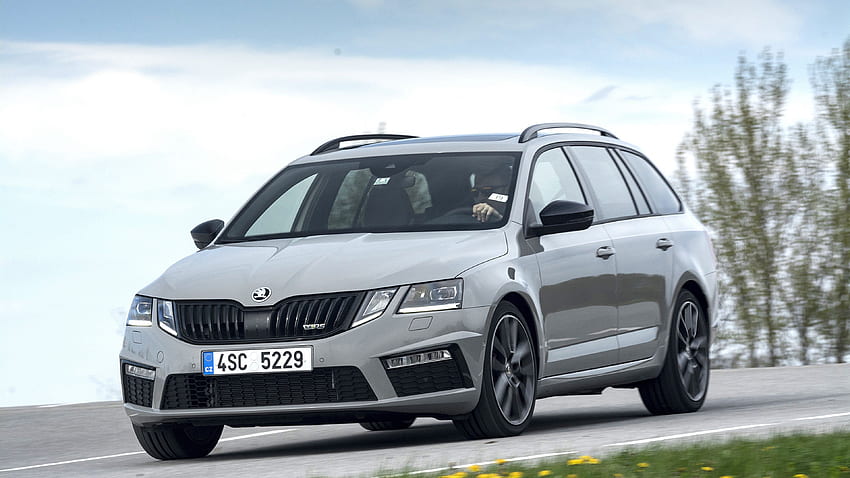 Skoda Octavia RS Combi, 2018 cars, movement, road, Skoda for with resolution . High Quality HD wallpaper