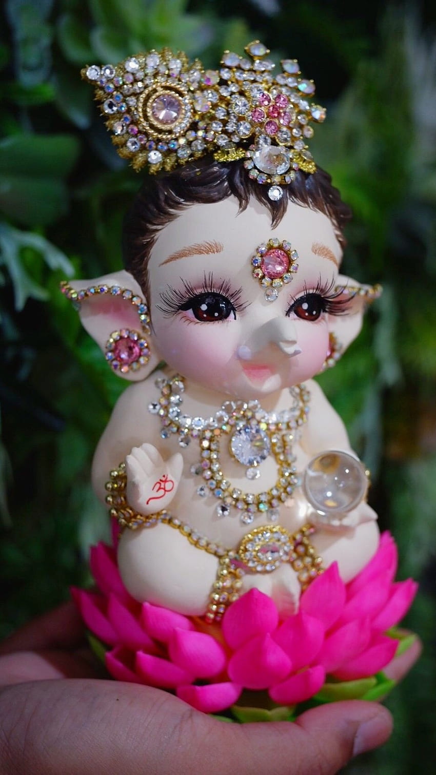 Bal Ganesh, Beautiful Lotus, Ganesh, beautiful, lotus HD phone wallpaper |  Pxfuel