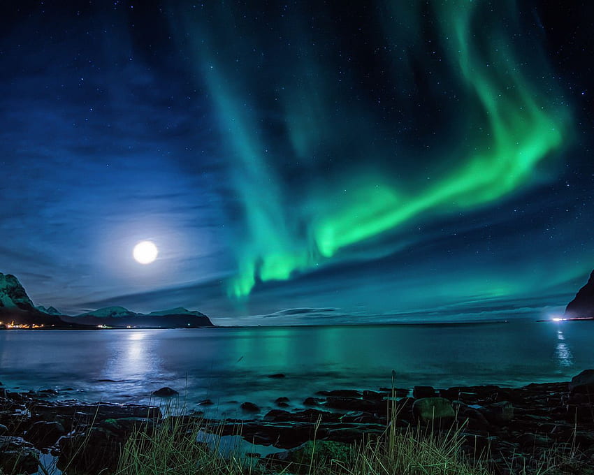 Aurora Borealis Moon Night Resolution, Aurora Lights HD wallpaper