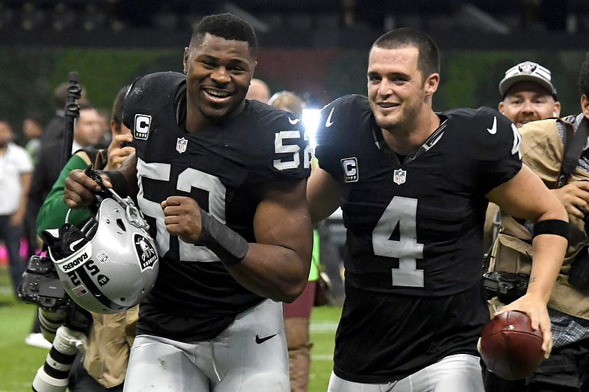 Derek Carr says he placed his hand on Khalil Mack during the national anthem to 'unify people', Eli Mack HD wallpaper