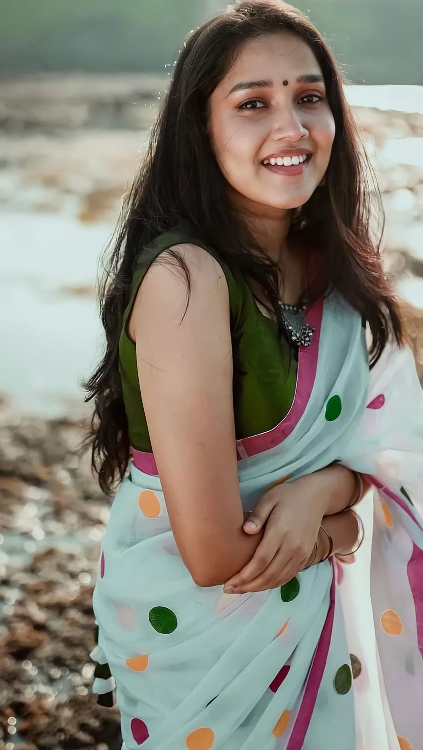 Anikhasurendran นักแสดงหญิงชาวเตลูกู วอลล์เปเปอร์โทรศัพท์ HD