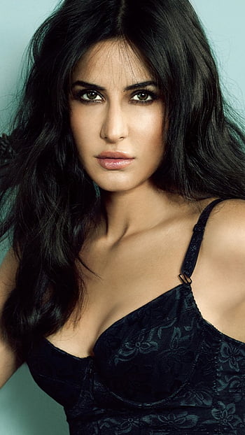Katrina Kaif In Ek Tha Tiger Ipad Pro Retina Display Indian Celebrities And Background Hd