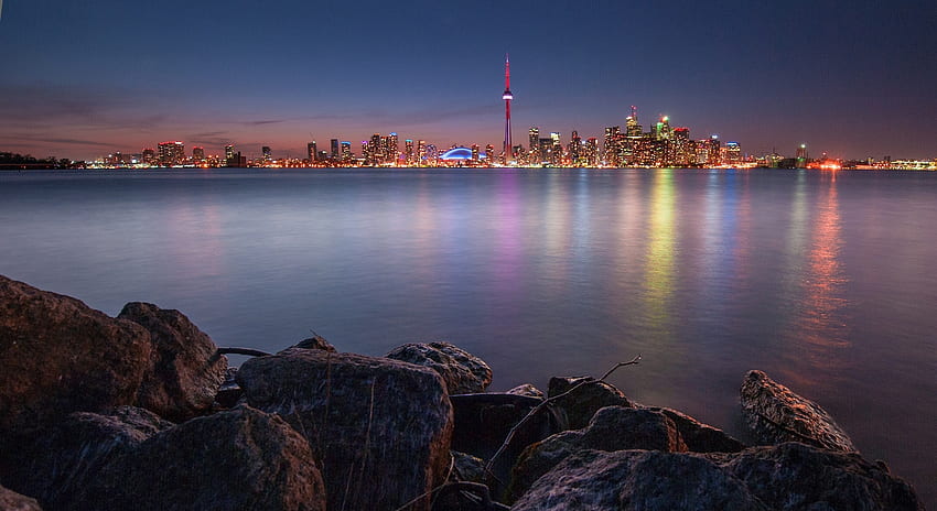 Ciudades, Piedras, Noche, Ciudad, Luces, Lago, Reflexión, Canadá, Toronto fondo de pantalla