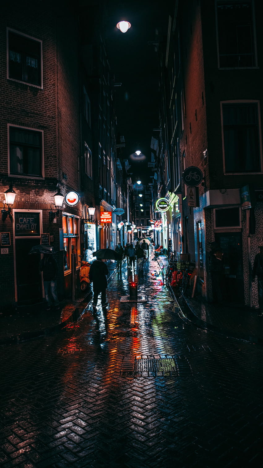 Nuit de rue, rue de la ville pluvieuse Fond d'écran de téléphone HD