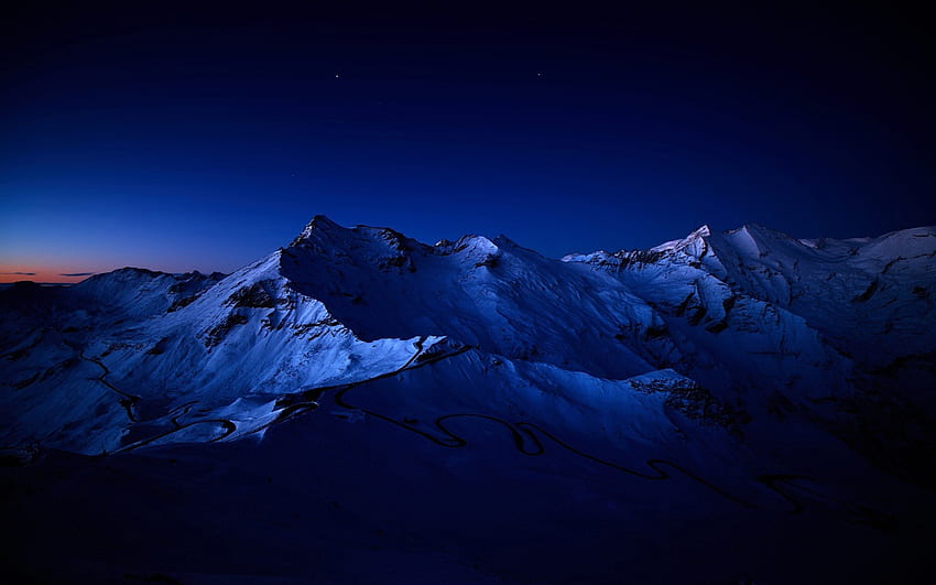 Schneeberg, dunkle Berge HD-Hintergrundbild
