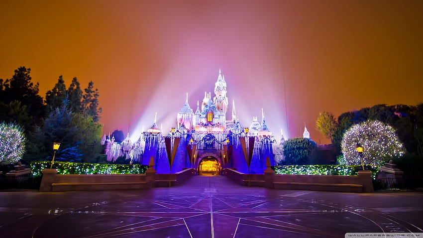 Disneyland Castle Christmas ❤ for Ultra, Disney Scenery HD wallpaper