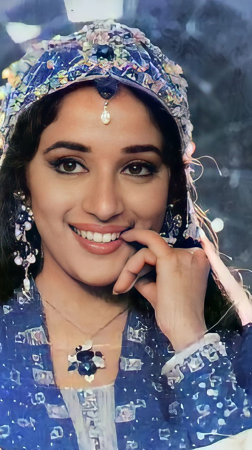 Madhuri Dixit, bollywood actress, vintage HD phone wallpaper