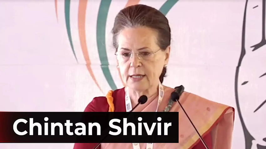 BJP hält das Land in ständiger Polarisierung: Sonia Gandhi. Nachrichten - Times of India Videos HD-Hintergrundbild