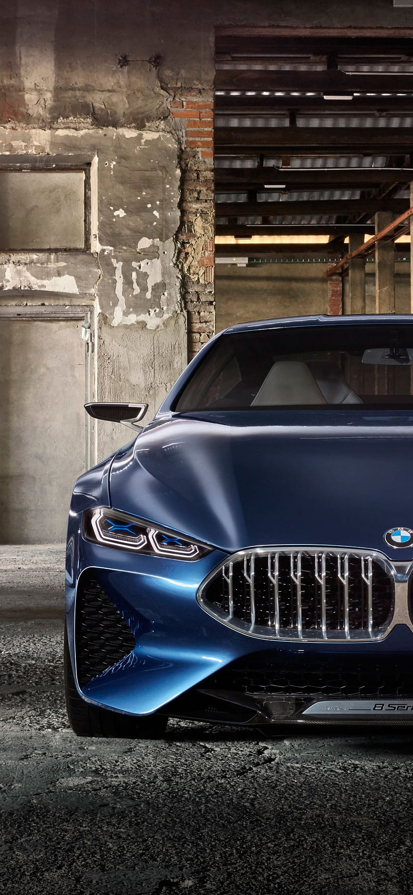 Với bức hình nền BMW trên iPhone, bạn sẽ thấy một tinh hoa đầy mê hoặc của thương hiệu xe hơi danh tiếng này. Hãy để hình ảnh trên màn hình điện thoại luôn nhắc nhở về niềm đam mê của bạn với những chiếc xe công nghệ cao.