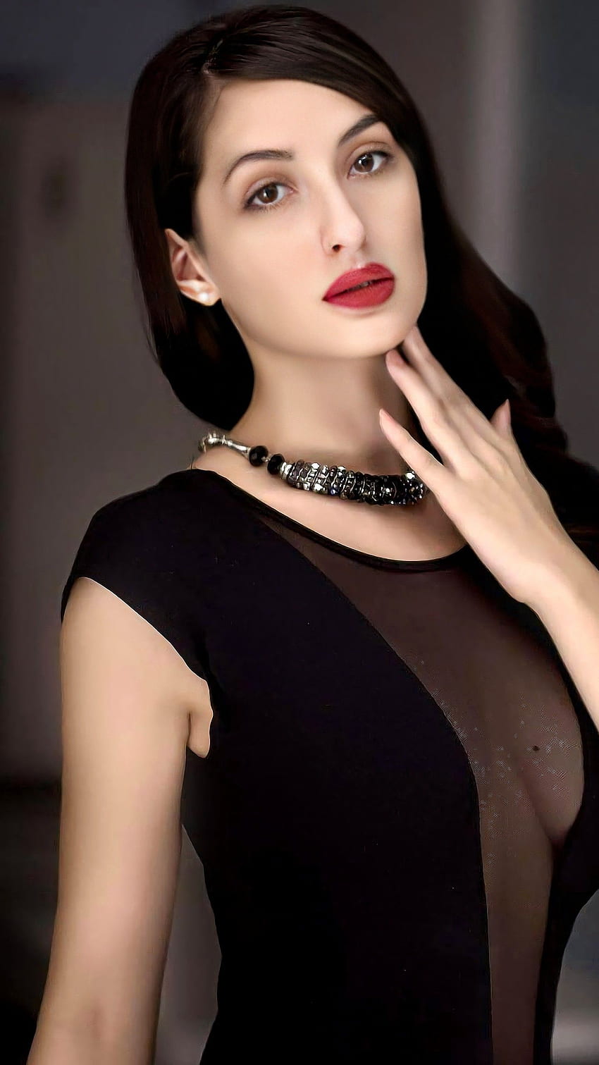 Nora fatehi, bollywood actress HD phone wallpaper