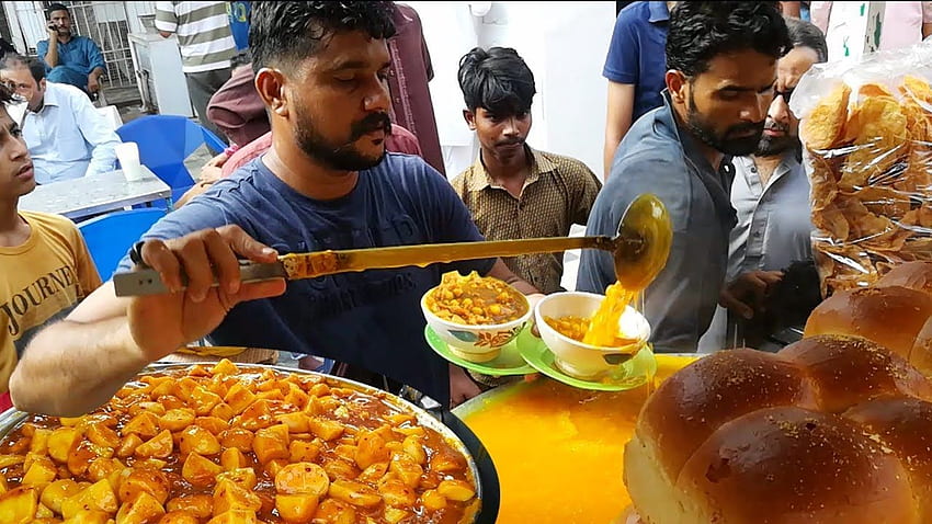 Famous Kathiawari Cholay. Chana Chaat Street Food of Karachi, Pakistani Food HD wallpaper