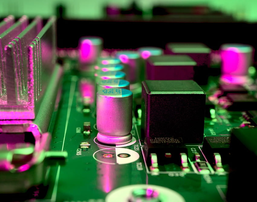grüner und schwarzer Audiomischer – rosa, grüne Platine HD-Hintergrundbild