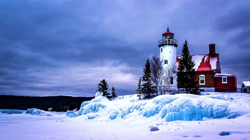 Eagle Harbor Lighthouse, Lake Superior, Michigan, sky, snow, winter, landscape, clouds, usa HD wallpaper